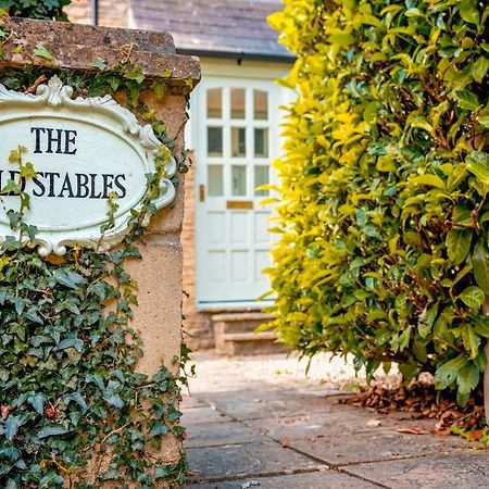 2 The Old Stables Villa Tetbury Exterior foto